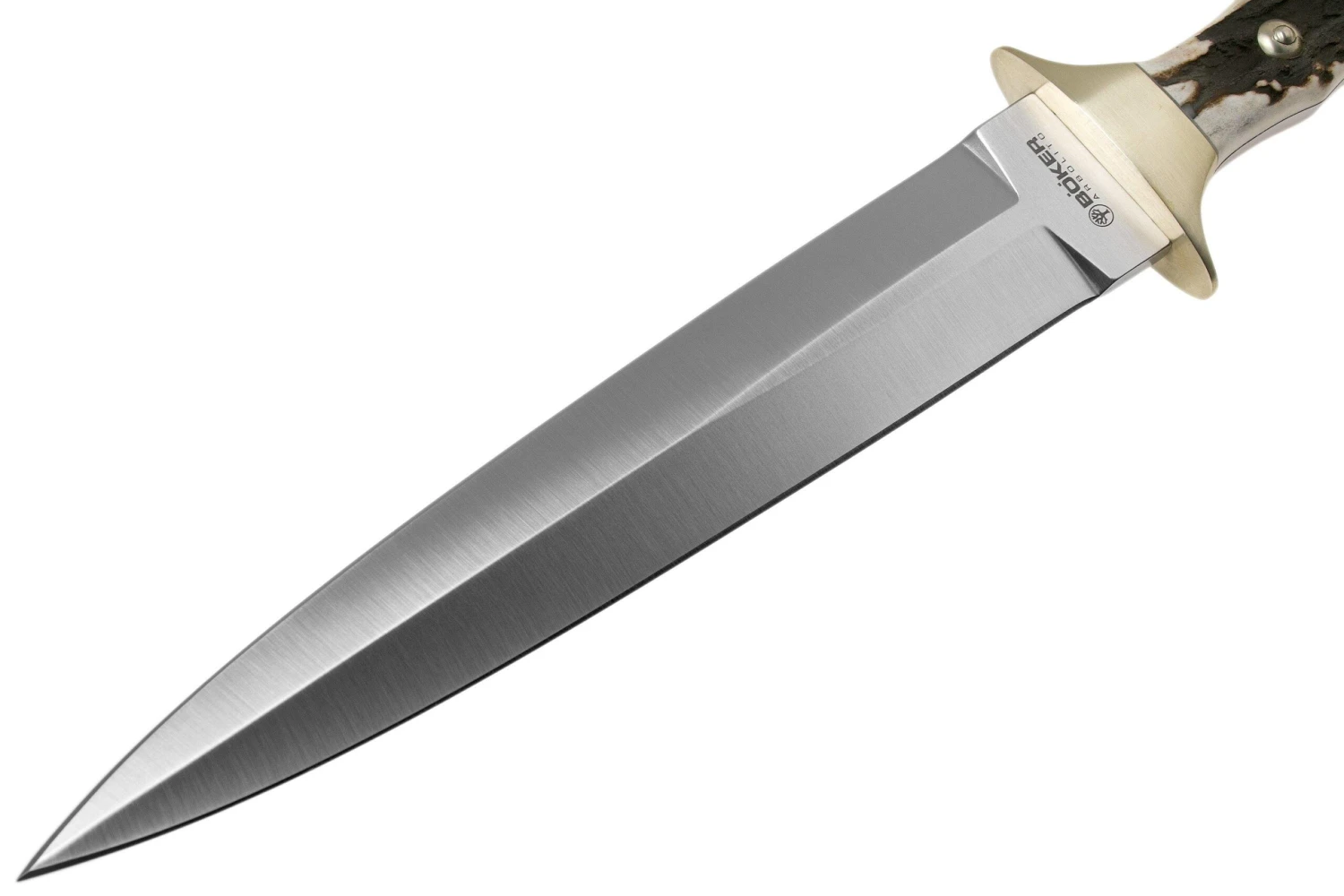 Böker Arbolito Colmillo Stag 02BA918HH daga, cuerno de ciervo Böker Arbolito Colmillo Stag 02BA918HH Daga, Cuerno De Ciervo -Mejor Cuchillos Tienda BO02BA918HH 03 boker scaled