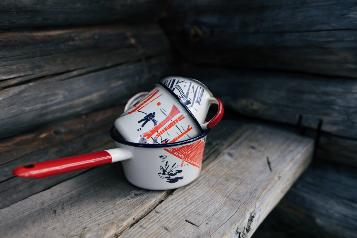 Knivesandtools Enamel Set E-SET-01, Tazas 8 cm, 10 cm y Cacerola 14 cm Knivesandtools Enamel Set E-SET-01, Tazas 8 Cm, 10 Cm Y Cacerola 14 Cm -Mejor Cuchillos Tienda knivesandtools enamelware 10 scaled